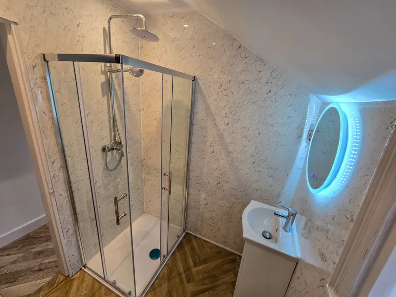 1 Room in 5 bed Ensuite house - Sherwin Grove NG7 2EZ - Image 9